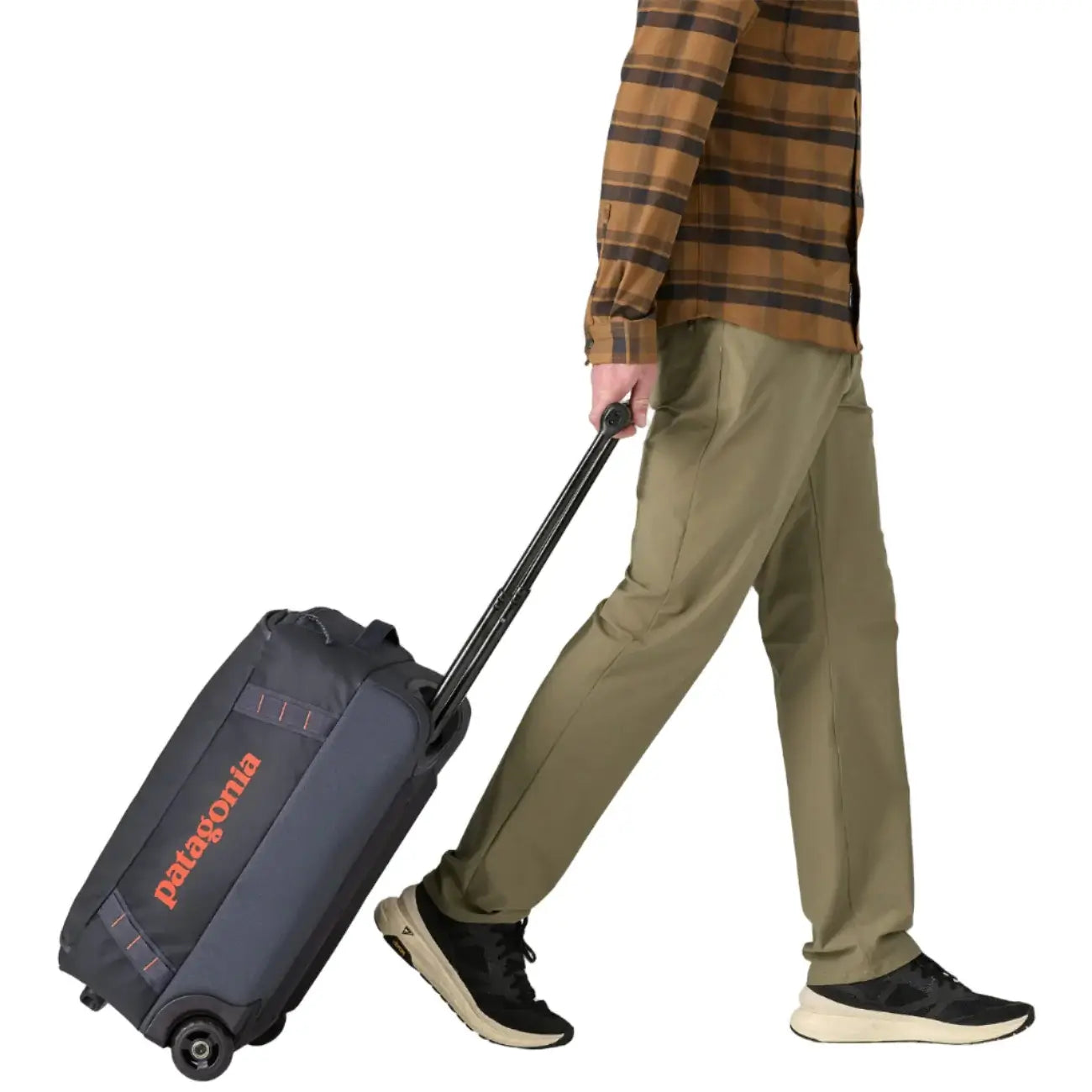 Patagonnia Black Hole Wheeled Duffel 40L 3