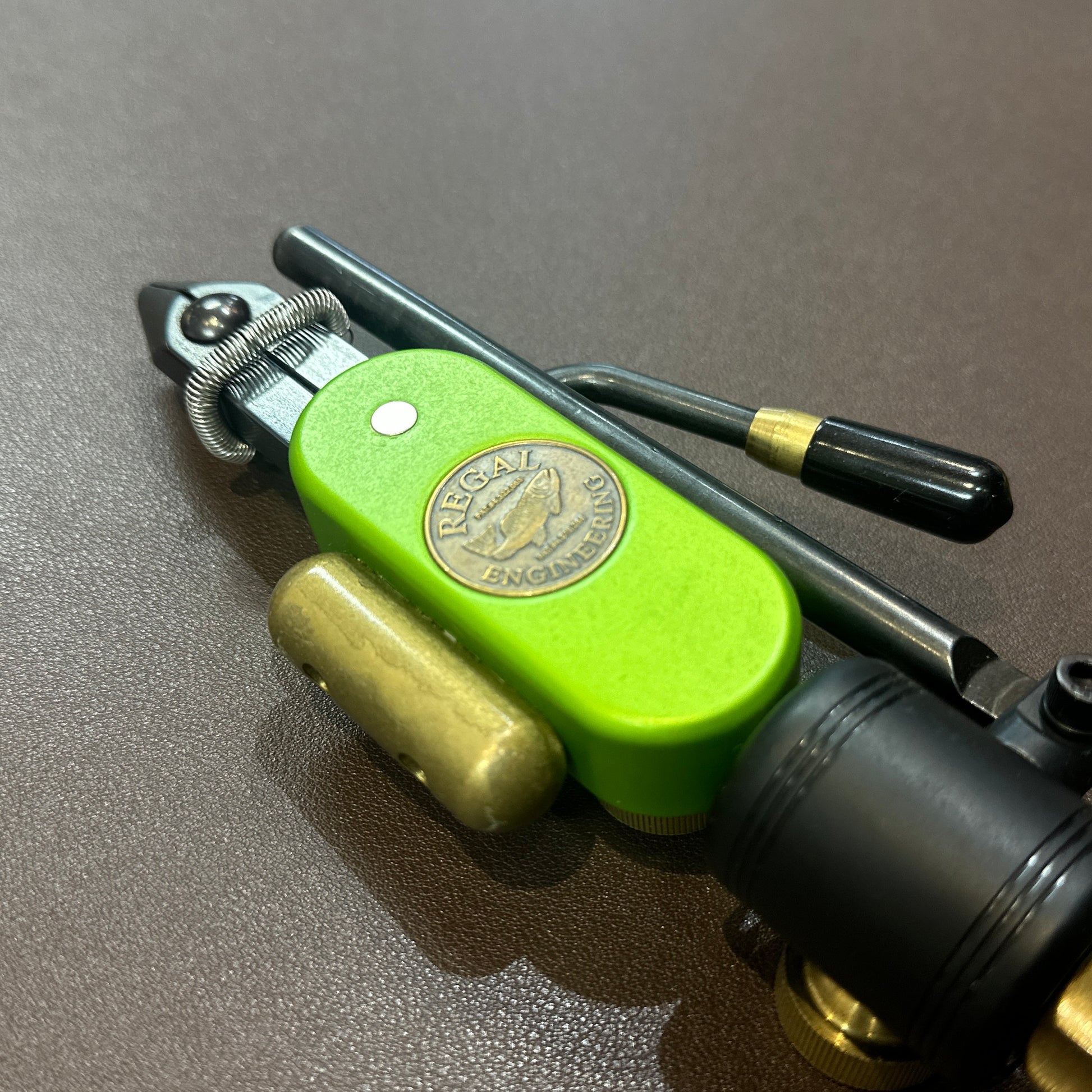 Regal Revolution Big Game Left Hand Vise - Demo